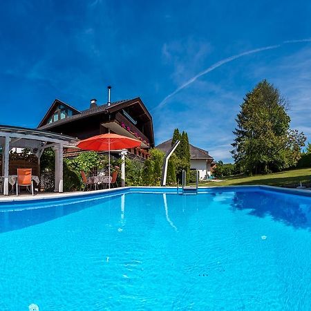 Ferienwohnungen Presslauer Mori - Haus Irmgard Sankt Kanzian am Klopeiner See Dış mekan fotoğraf