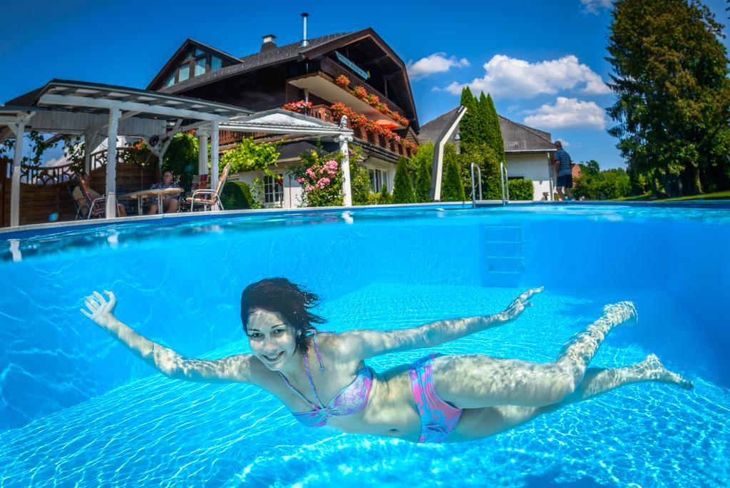 Ferienwohnungen Presslauer Mori - Haus Irmgard Sankt Kanzian am Klopeiner See Dış mekan fotoğraf