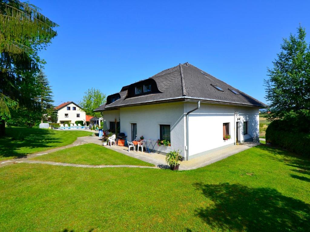 Ferienwohnungen Presslauer Mori - Haus Irmgard Sankt Kanzian am Klopeiner See Dış mekan fotoğraf